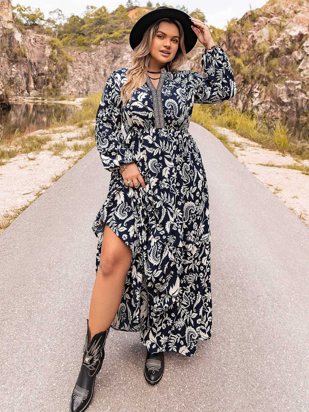 Plus Size Long Sleeve Maxi Dress-3