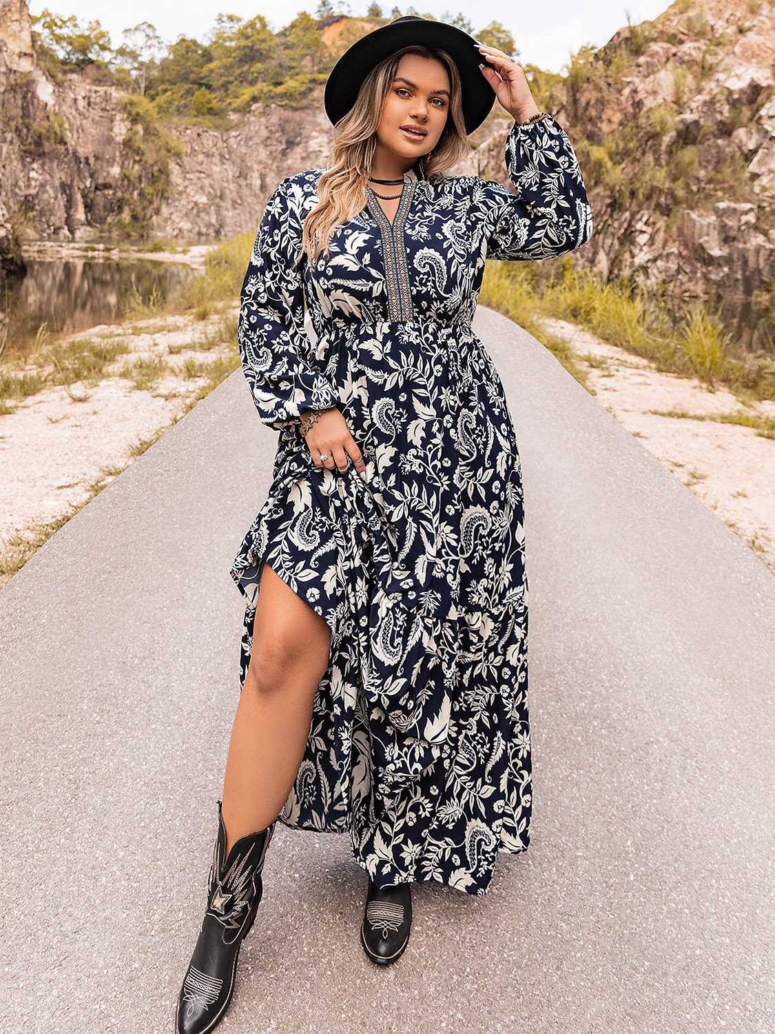 Plus Size Long Sleeve Maxi Dress-3