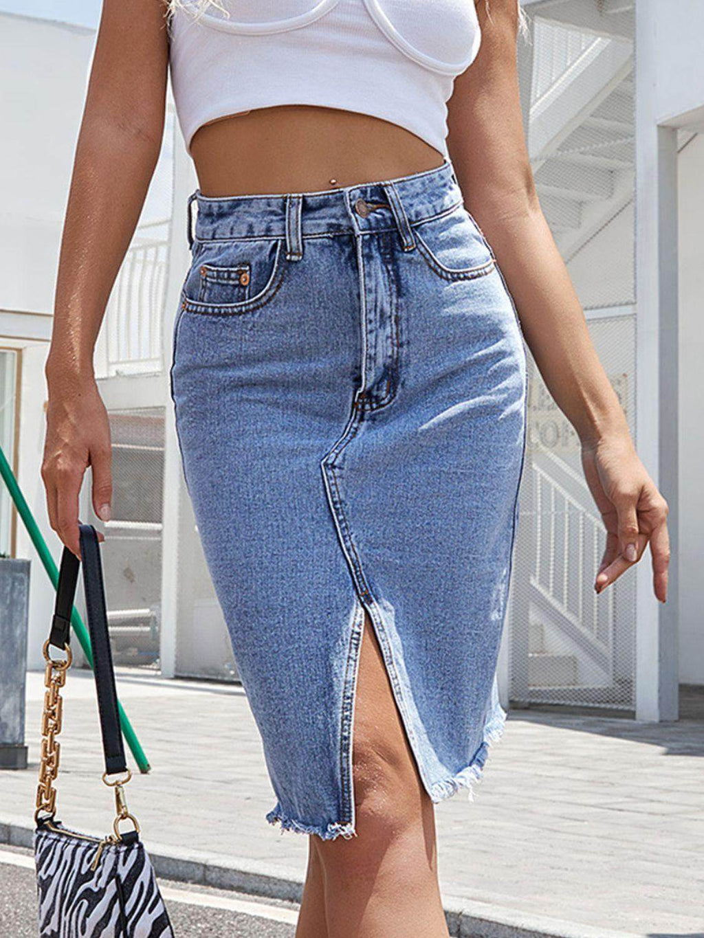 Raw Hem Slit Denim Skirt for Trendy Casual Wear-2