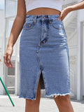 Raw Hem Slit Denim Skirt for Trendy Casual Wear-0